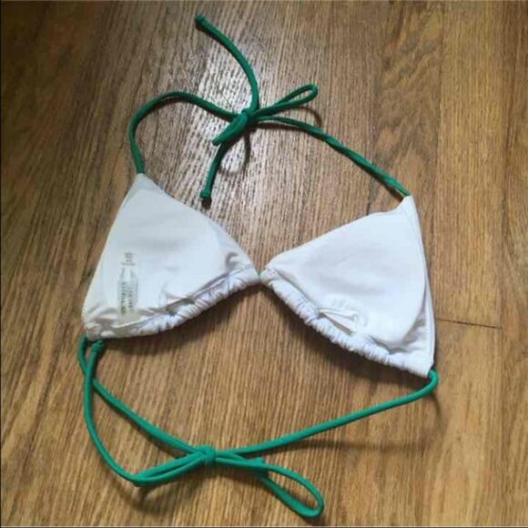 Victoria's Secret bikini top - Picture 2 of 4